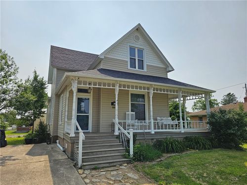 209 S Mill St, Greenup, IL, 62428 | Card Image