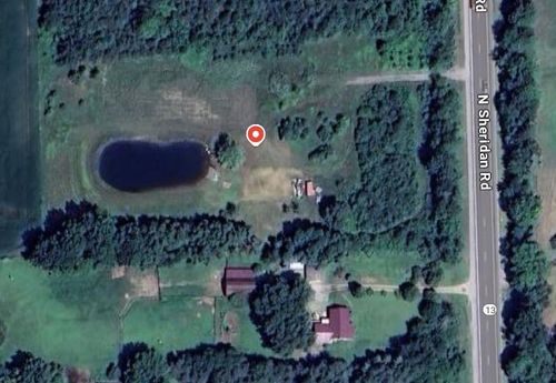 10415 Sheridan Rd, Montrose, MI, 48457-9002 | Card Image