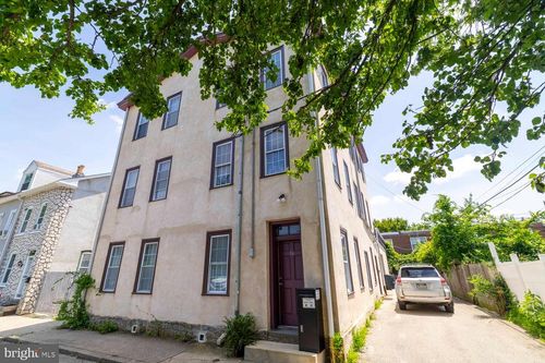 16 E Springer St, PHILADELPHIA, PA, 19119-2241 | Card Image