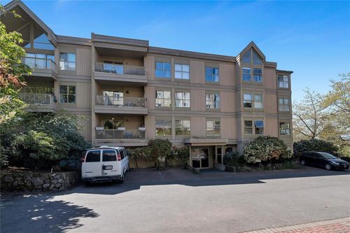 405-3363 Glasgow Ave, Victoria, BC, V8X1M5 | Card Image