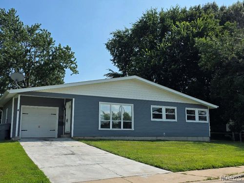506 Cordes St, O Fallon, MO, 63366-2404 | Card Image