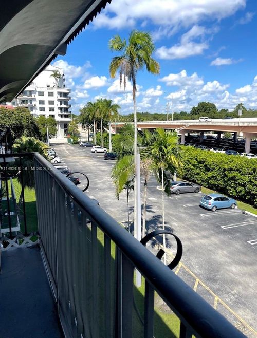 apt-423e-8107 Sw 72nd Ave, Miami, FL, 33143-7627 | Card Image