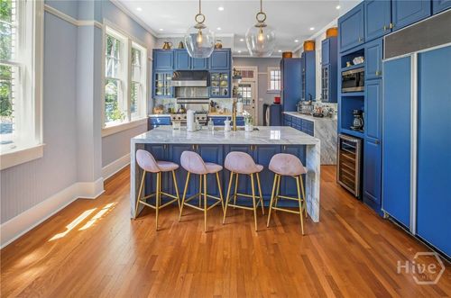 624 E Victory Dr, Savannah, GA, 31405-2359 | Card Image