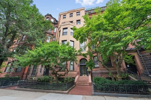 7-233 Commonwealth Ave, Boston, MA, 02116-1721 | Card Image