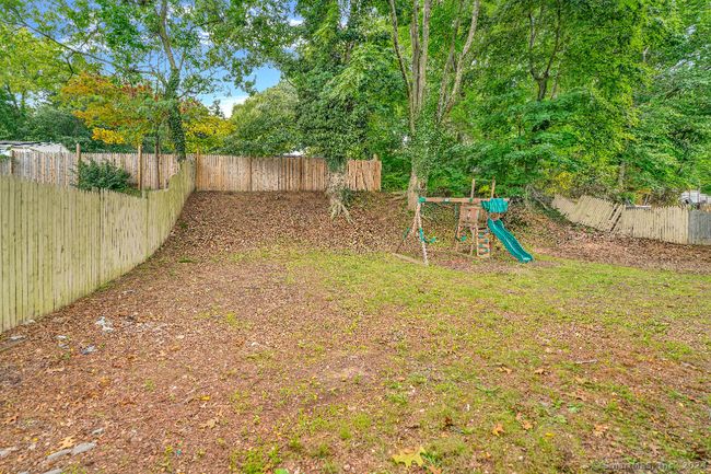 210 Forest Rd, House other with 3 bedrooms, 2 bathrooms and null parking in West Haven CT | Image 17