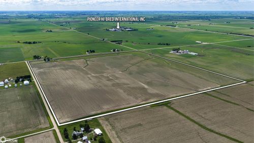 21079 1st Ave, Durant, IA, 52747-9608 | Card Image