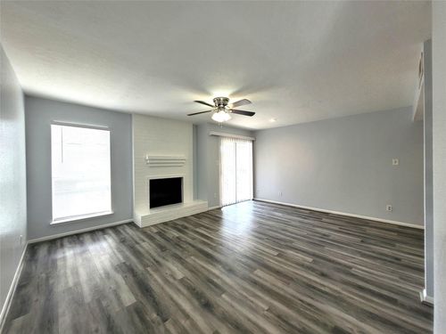 180-3919 Fairmont Pkwy, Pasadena, TX, 77504-3061 | Card Image