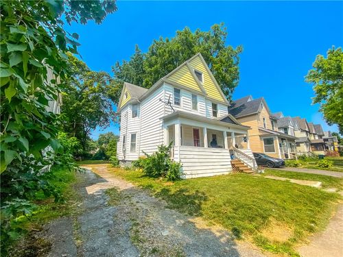33 Finch St, Rochester, NY, 14613-2236 | Card Image