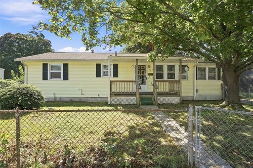 102 Community Road, Warwick, RI, 02889 | Card Image