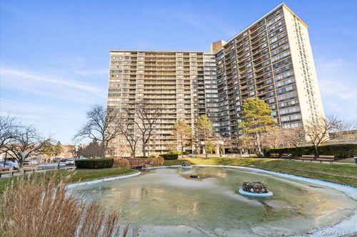 12z2-2 Bay Club Dr, Bayside, NY, 11360-2957 | Card Image