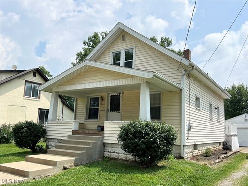 306 Genoa Avenue Sw, Massillon, OH, 44646 | Card Image