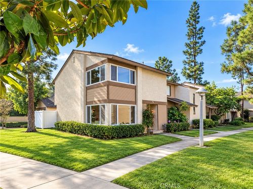 890 Dorchester Ln, La Habra, CA, 90631-7424 | Card Image