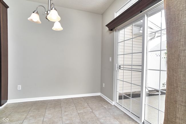 13499 Molique Blvd, Townhouse with 2 bedrooms, 3 bathrooms and null parking in Fishers IN | Image 17