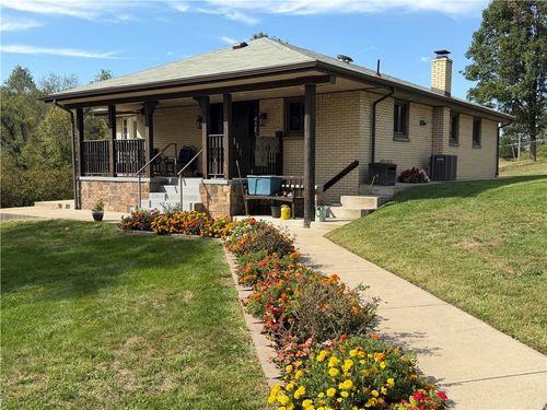 138 Bellbridge Rd, Elizabeth, PA, 15037-2918 | Card Image