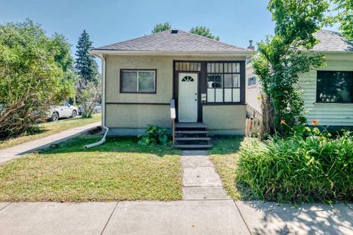 139 11 Ave Ne, Calgary, AB, T2E0Y7 | Card Image