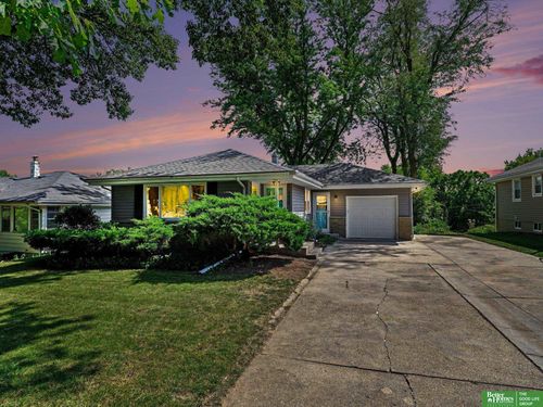 5819 Hamilton Street, Omaha, NE, 68104 | Card Image
