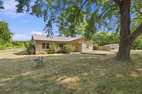 601 Ne 12th St, Wagoner, OK, 74467-1909 | Card Image