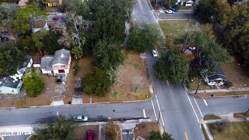 1305 W 29th St, JACKSONVILLE, FL, 32209-3905 | Card Image