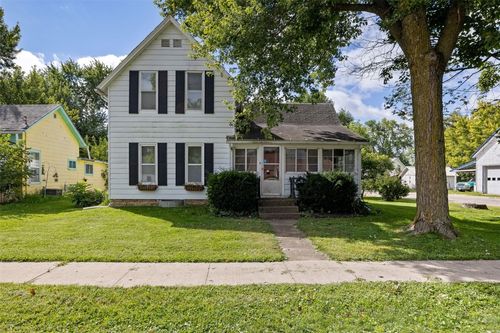 200 E 2nd St, Olin, IA, 52320-4704 | Card Image