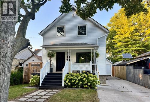 186 Maria St, Sarnia, ON, N7T4T1 | Card Image