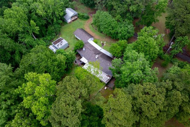 404 N Grace St, House other with 4 bedrooms, 3 bathrooms and 2 parking in Crockett TX | Image 4