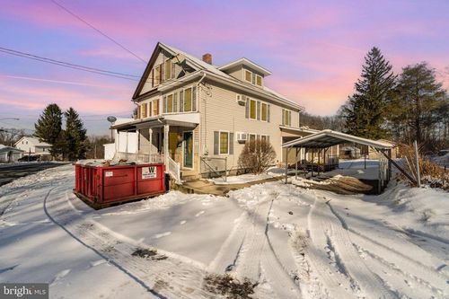 49 Main St, Tremont, PA, 17981-1303 | Card Image