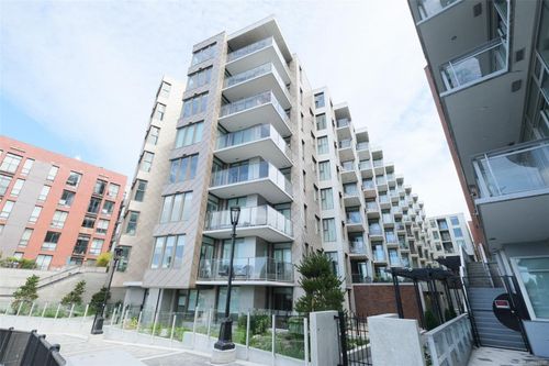 300-1628 Store St, Victoria, BC, V8W0H1 | Card Image