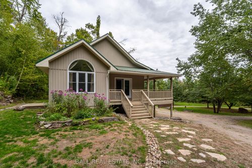 45 Spring Dr, Trent Lakes, ON, K0M1A0 | Card Image