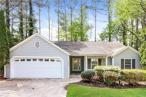 3472 Erin Gln Nw, Kennesaw, GA, 30152-6526 | Card Image