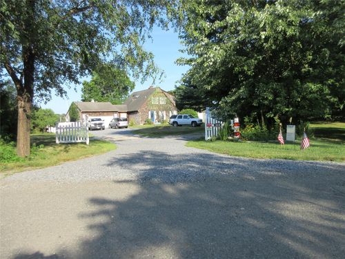 118 Overlook Dr, Aquebogue, NY, 11931-2210 | Card Image