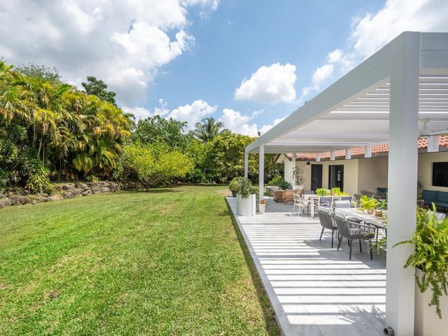 17451 Sw 46 Th St, House other with 5 bedrooms, 5 bathrooms and null parking in Southwest Ranches FL | Image 17