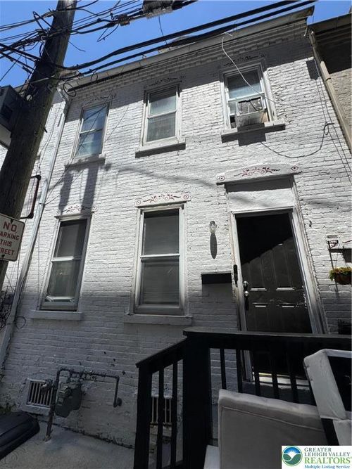 731 Chestnut St, Allentown, PA, 18102-4001 | Card Image