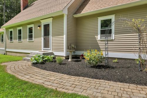 67 Sean Cir, Coventry, CT, 06238-3617 | Card Image