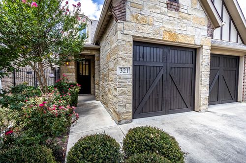321 Post View Dr, Aledo, TX, 76008-6464 | Card Image