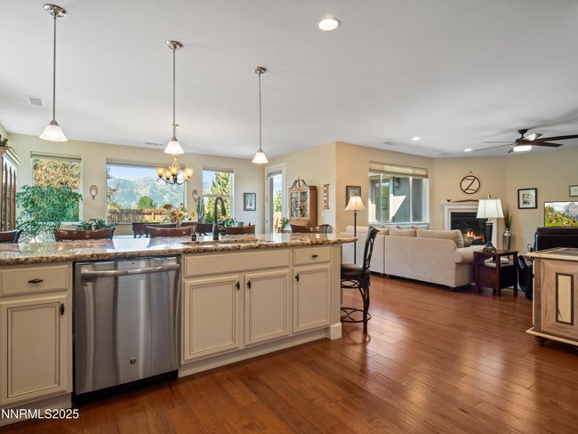1221 Lasso Ln, House other with 3 bedrooms, 3 bathrooms and 5 parking in Gardnerville NV | Image 10