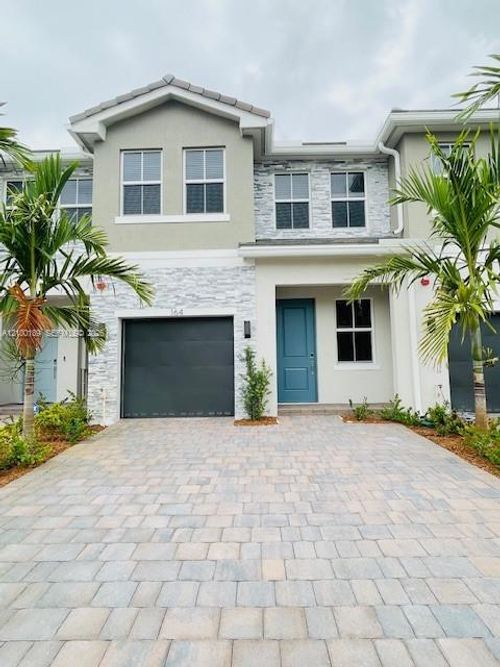 164-164 Sw 171st Ln, Pembroke Pines, FL, 33027-1456 | Card Image