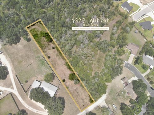 1923 Lightfoot Ln, Bryan, TX, 77803-1834 | Card Image