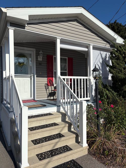 56 Linden Ave N, Westbrook, CT, 06498-1674 | Card Image