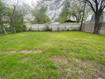 View of yard | Image 3