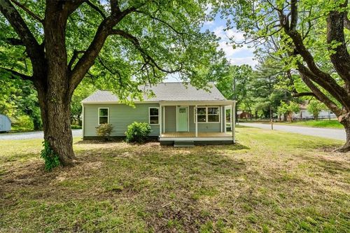 3708 Murchie St, Greensboro, NC, 27405-3516 | Card Image