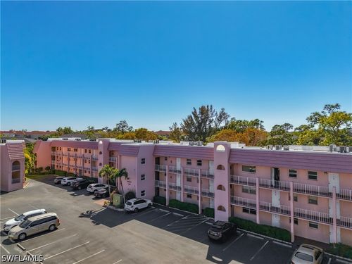 apt-206-180 Turtle Lake Ct, NAPLES, FL, 34105-2317 | Card Image