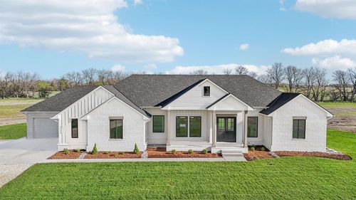 4350 E Brenda Cir, Valley Center, KS, 67147 | Card Image
