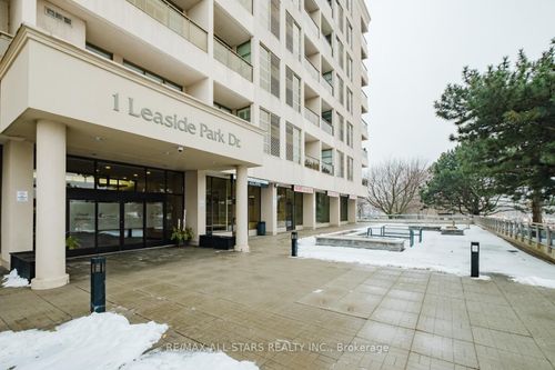 303-1 Leaside Park Dr, Toronto, ON, M4H1R1 | Card Image