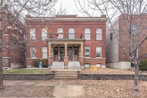 2213 Missouri Ave, Saint Louis, MO, 63104-2717 | Card Image