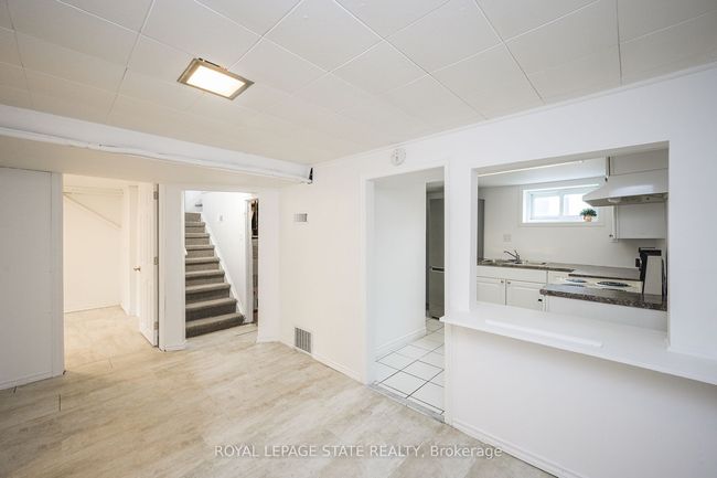 137 Allenby Ave, House other with 3 bedrooms, 3 bathrooms and 7 parking in Hamilton ON | Image 20