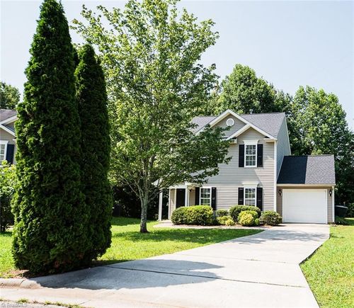 6023 White Chapel Way, Greensboro, NC, 27405-2774 | Card Image