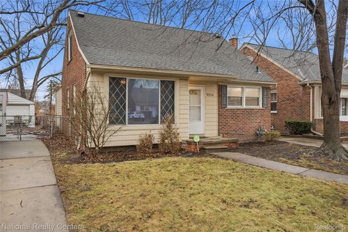 9376 Dixie, Redford, MI, 48239-1558 | Card Image