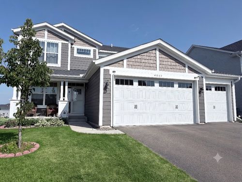 4809 Stable View Dr, Woodbury, MN, 55129-7570 | Card Image
