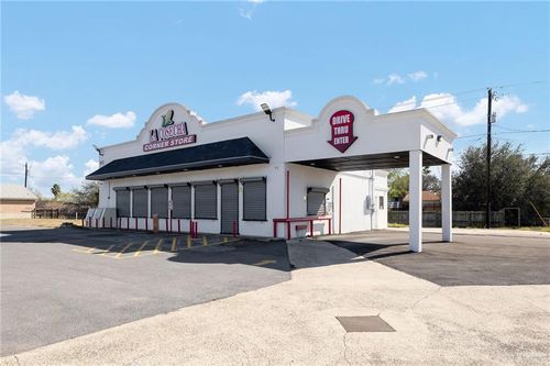 0-910 Edinburg Avenue, Elsa, TX, 78542 | Card Image