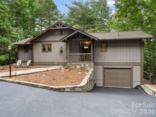 32 Uloque Ct, Brevard, NC, 28712-9459 | Card Image